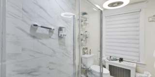 405 READING Avenue Gallery 16