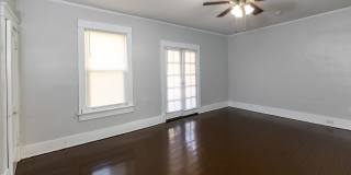 Hawthorne Street Gallery 99