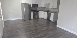 2322 West Saint John - Duplex Gallery 4