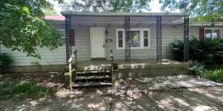 3BR Home Near Downtown Lafayette with Fenced-In Backyard & Garage Gallery 1