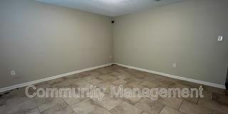 16813 Vermillion Dr Gallery 5