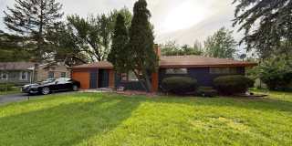 Bloomington 4 Bed 3 Bath Single Family Home Gallery 1