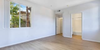 The Oaks Apartments Gallery 60