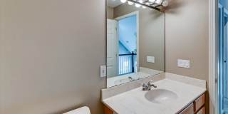 Beautifully updated 4 bedroom home in Southbridge, Waunakee Gallery 43