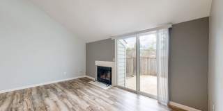 Serene 2 Bedroom 2 Bath Townhome in Windsor, CA with Carport Included! Gallery 10