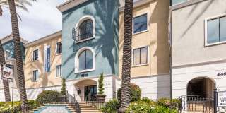 The Plaza at Sherman Oaks Gallery 8