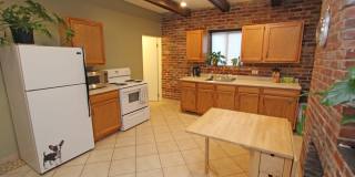 2610 QUARRY STREET Gallery 1