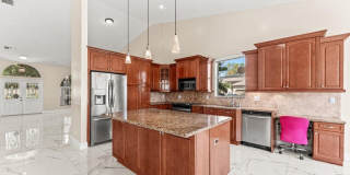 5872 NW 73rd Court Gallery 6