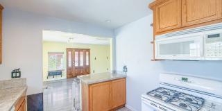 Cozy 2BD/2BA Home in Ramona with Front Patio, Included Landscaping & A/C Gallery 1