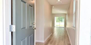 Beautiful 4BR Home with Open Floor Plan & Fully Fenced Backyard Gallery 5
