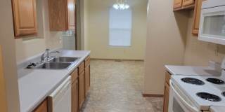 3 Bedroom 2 Bath Close To Missouri State University $1295 Gallery 12