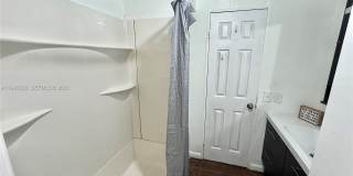 10550 W State Road 84 Gallery 14