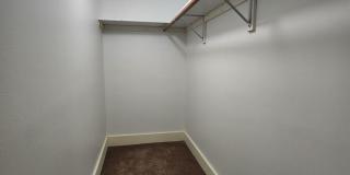Elliott Hall Apartments Gallery 9