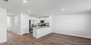 Brand New Townhome- Bike to the beach!!! **MOVE-IN SPECIAL** Gallery 9