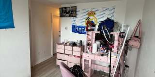 3bed with living room  in Allston. Gallery 5