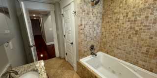 1231 Bardstown Road Gallery 12