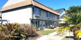 Two Bedroom Town Home Located Off 48th Ave North in Myrtle Beach! Available Now! Gallery 1