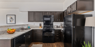 East Jefferson Apartments Gallery 12