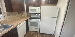 Nice 3 bedroom townhome in Aurora Gallery 9