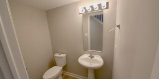 2813 South Walnut Street - 1 Gallery 6