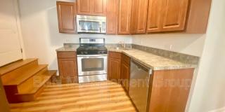 4899 N. Hermitage Gallery 1