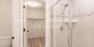 New Construction Home 4 Bed 3 Bath in Bixby! Gallery 19