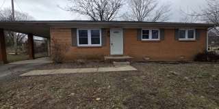 Renovated 3-Bed/2-Bath Home with Carport  Fenced Yard – Near Fort Campbell! Gallery 1