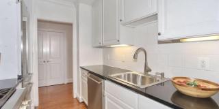 2600 PENNSYLVANIA Avenue NW Gallery 15
