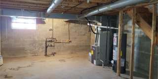 1005 Hillman Street Gallery 16