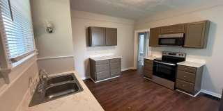 Beautifully Renovated 3 Bedroom/2 Bath Single-Family Home! Gallery 1