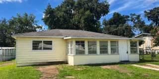 Spacious 3BR/1BA Dade City Home with Enclosed Front Porch & Large Backyard Gallery 1