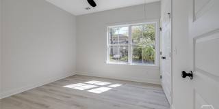 1619 Le Grand Street Gallery 10