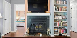 Charming 2BR Condo in Raleigh Gallery 17