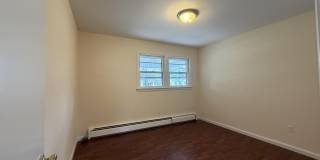 1037 Chipperfield Drive Gallery 16