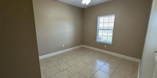 4002 Mobley Circle Gallery 3