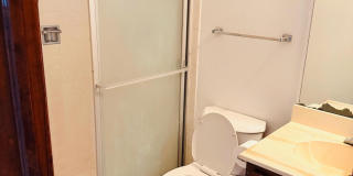 10555 KINROSS Avenue Gallery 6