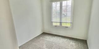 New Listing! 3 bedroom House! Gallery 7