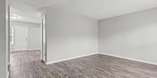 Summer Special! Updated 3BR Townhome with Basement + $250 Off First Month’s Rent Gallery 10