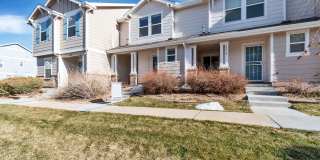 3BR Townhome Near DIA & Light Rail | New Carpet, Garage & Fenced Patio Gallery 1