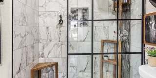FOR LEASE!! Gallery 16