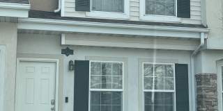 208 E Rockey Park Ln Gallery 1
