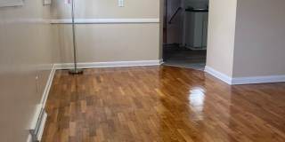 2718-2720 S. Stewart Gallery 8