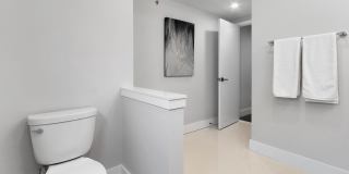 1321 S WOODSTOCK Street Gallery 19