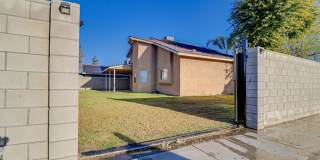 Gorgeous 2 Story Home Fully Upgraded – Move-In Ready!- 4 bedroom 3 bath Gallery 24
