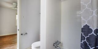 3301 Bull St Gallery 20