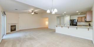 Clean and neat 4 bedroom, 2 bathroom single story in the Fancher Creek area 93727 Gallery 7