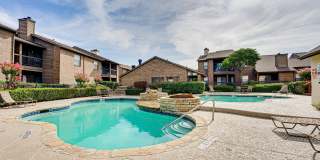 Woodland Hills Gallery 17