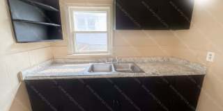 1940 Becker St Gallery 6