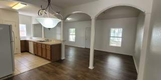 Coming Soon~ Adorable 2 bedrooms 2 baths recently remodeled rental home available in Groveland Gallery 3