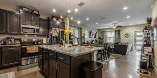 619 Burleson St Gallery 4